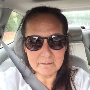 Meet your Posher, Patricia